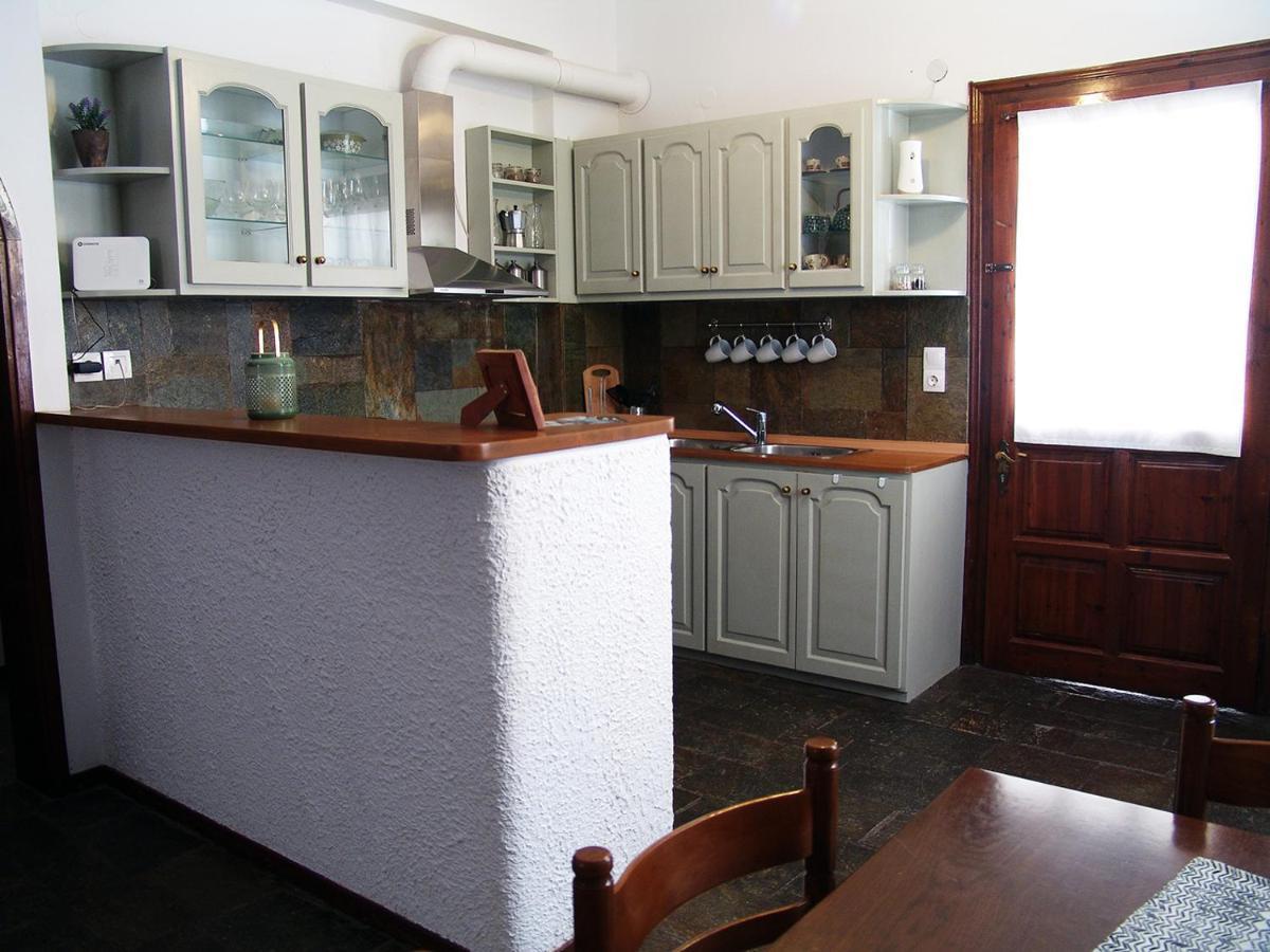 Artistica Villa Ermioni Bagian luar foto
